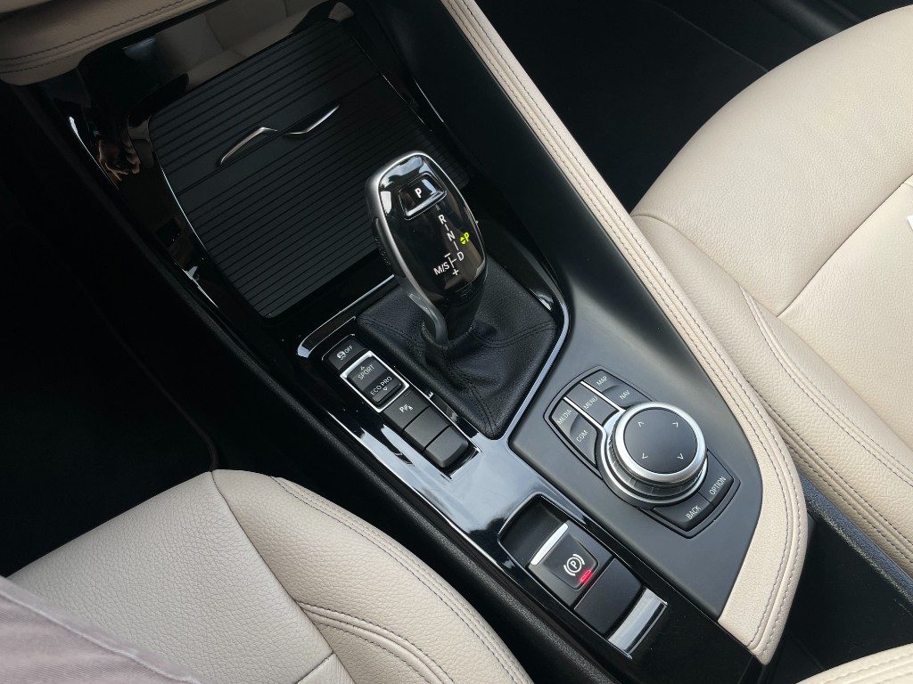 BMW X2 sDrive18i Advantage + PELLE+LUCI AMBIENT+SED.ELET. - 17