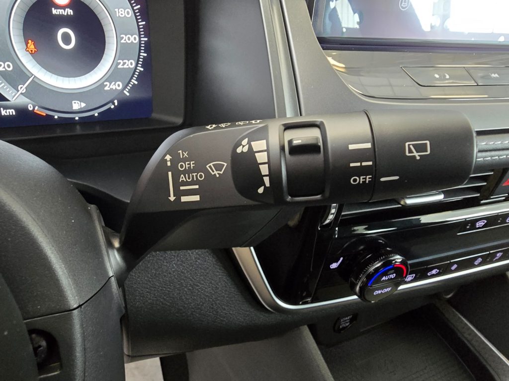 NISSAN Qashqai MHEV 158 CV Xtronic N-Connecta - 14