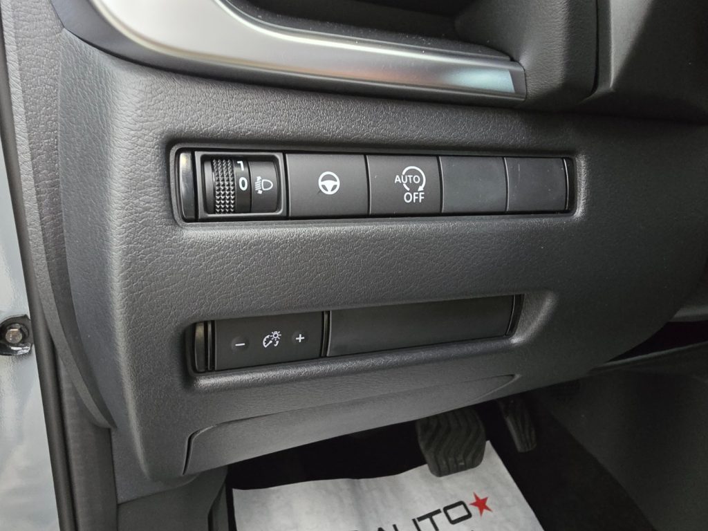 NISSAN Qashqai MHEV 158 CV Xtronic N-Connecta - 18