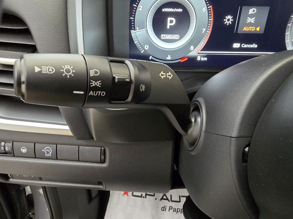 NISSAN Qashqai MHEV 158 CV Xtronic N-Connecta - 15