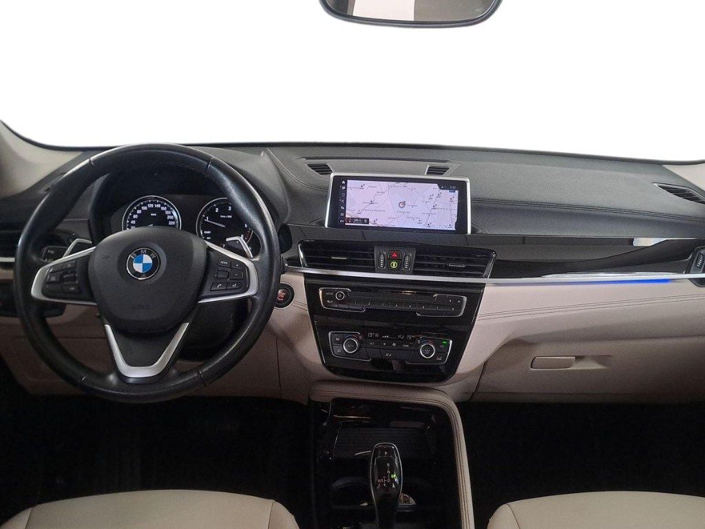 BMW X1 xDrive20d xLine Plus - 8