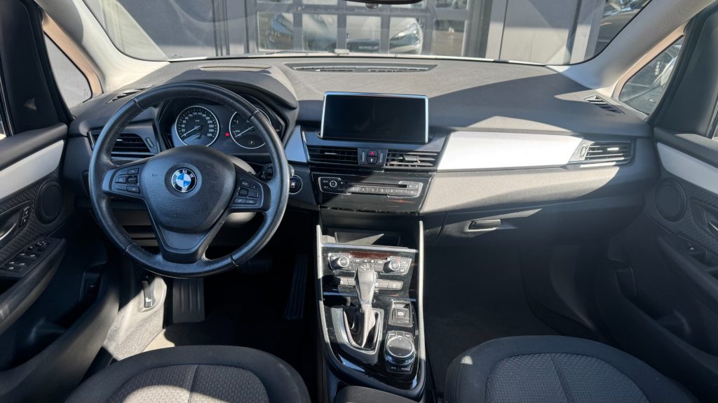 BMW 216 d Active Tourer Luxury AUTOMATICA - 8