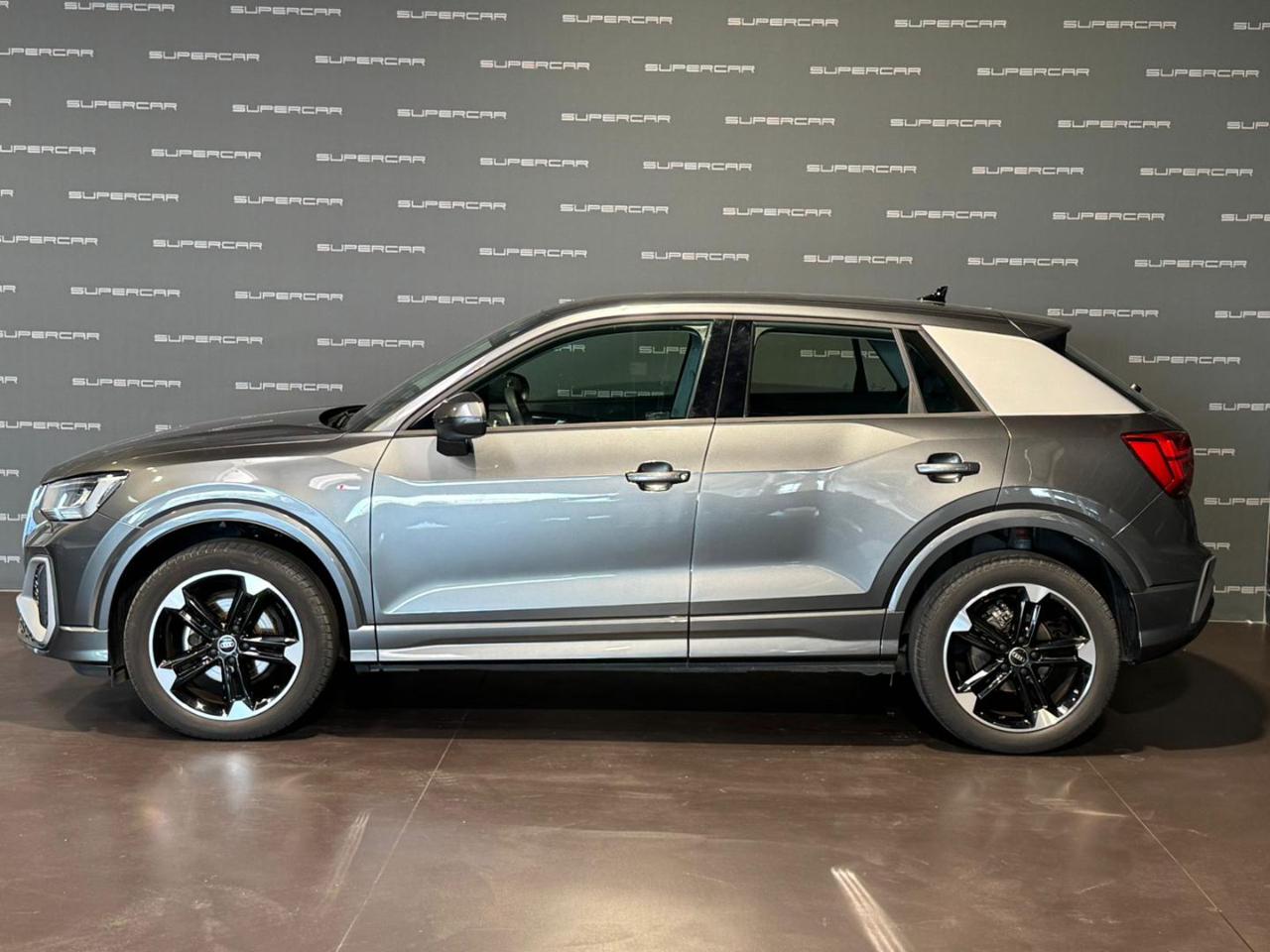AUDI Q2 30 TDI S line Edition - 5