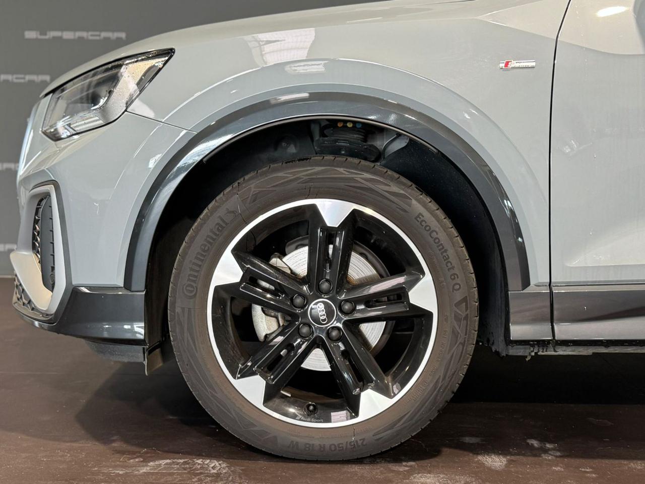 AUDI Q2 30 TDI S line Edition - 5