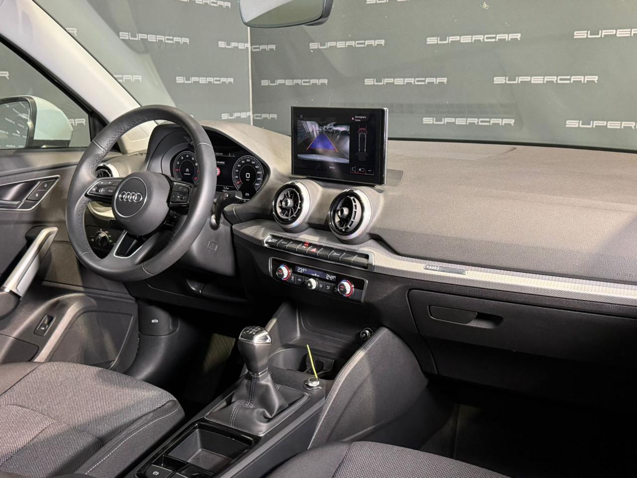 AUDI Q2 30 TDI S line Edition - 6