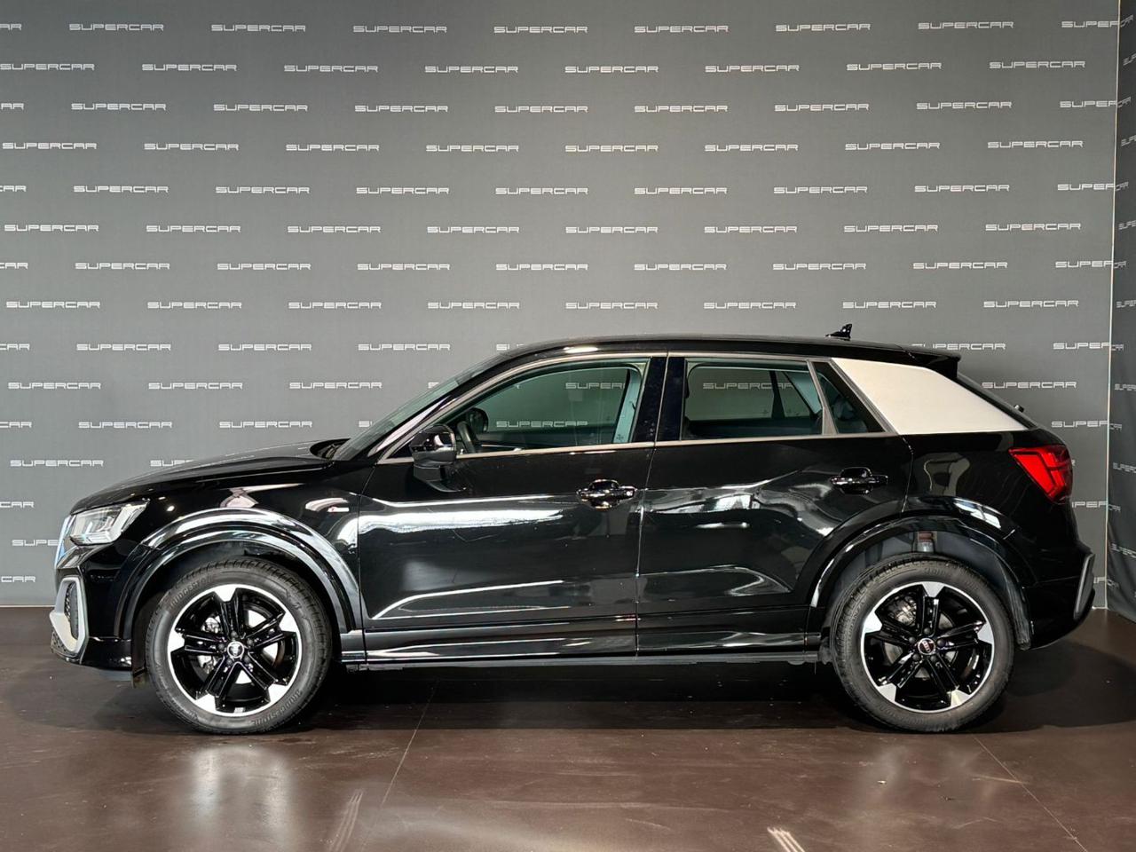 AUDI Q2 30 TDI S line Edition - 3