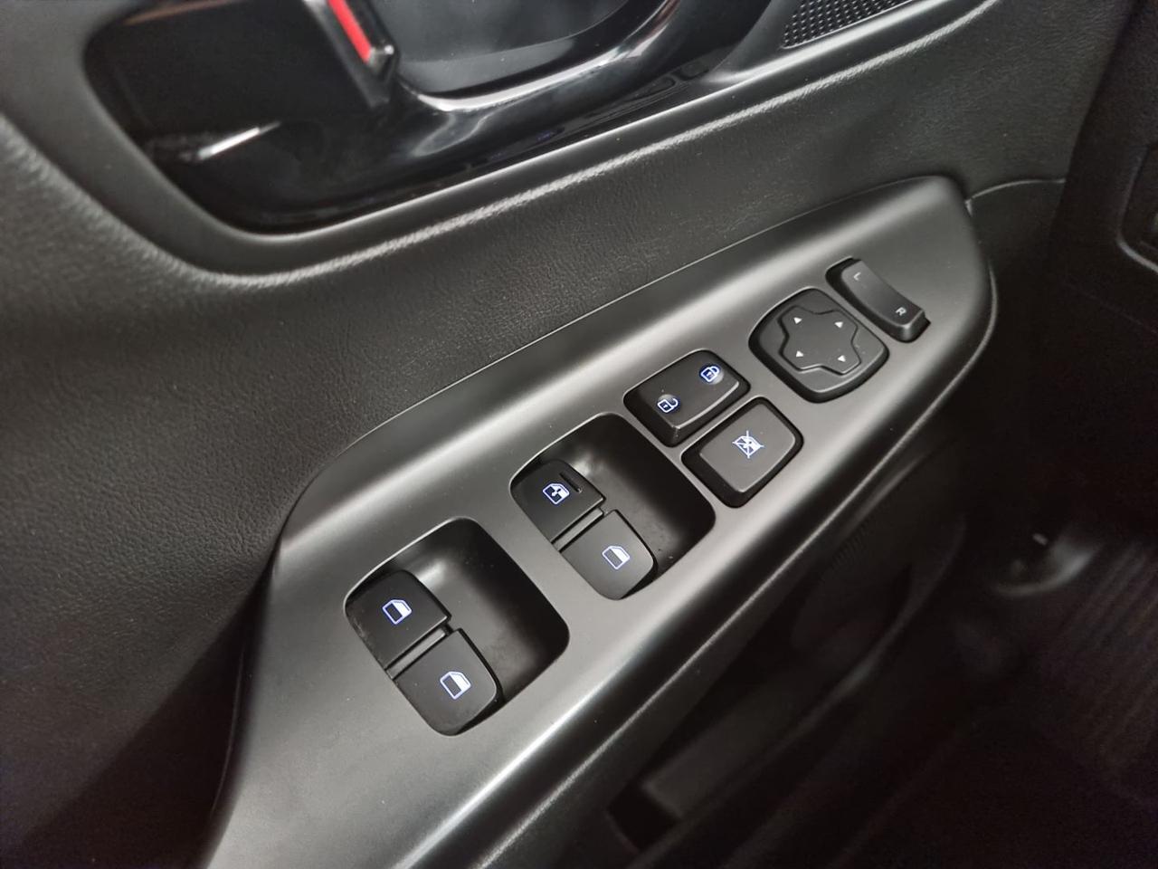 HYUNDAI Kona 1.6 CRDI 136 CV DCT Xpossible - 30