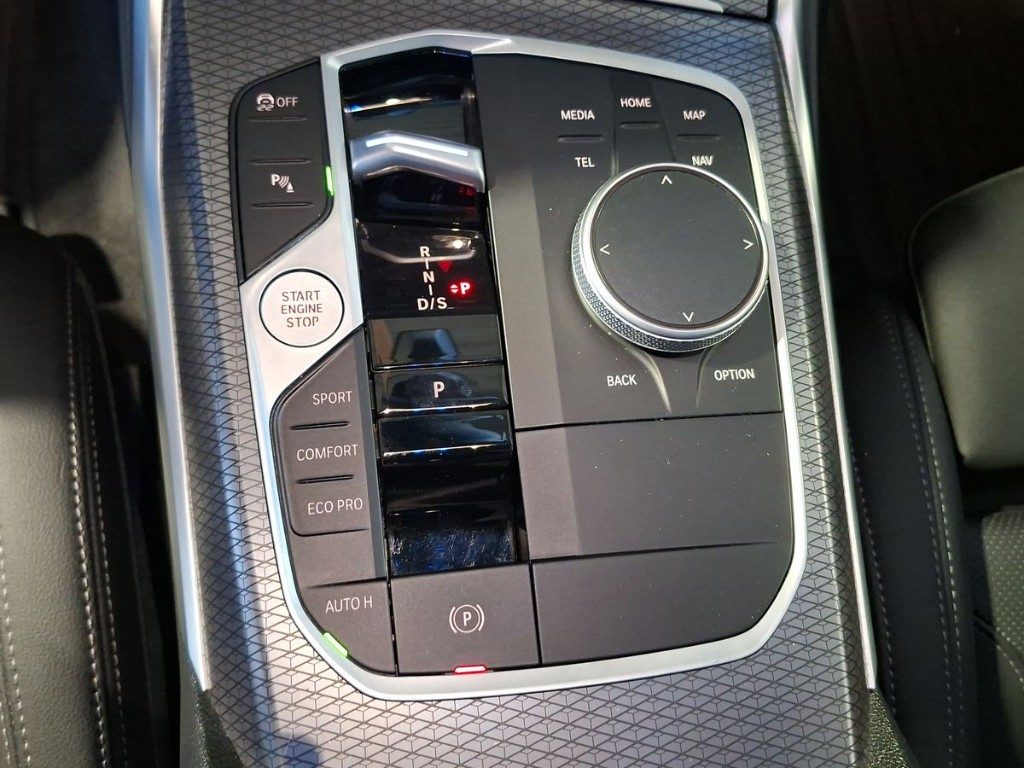 BMW 320 d 48V Touring Msport - 13