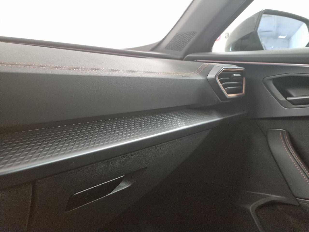 CUPRA Formentor 1.5 Hybrid DSG - 32