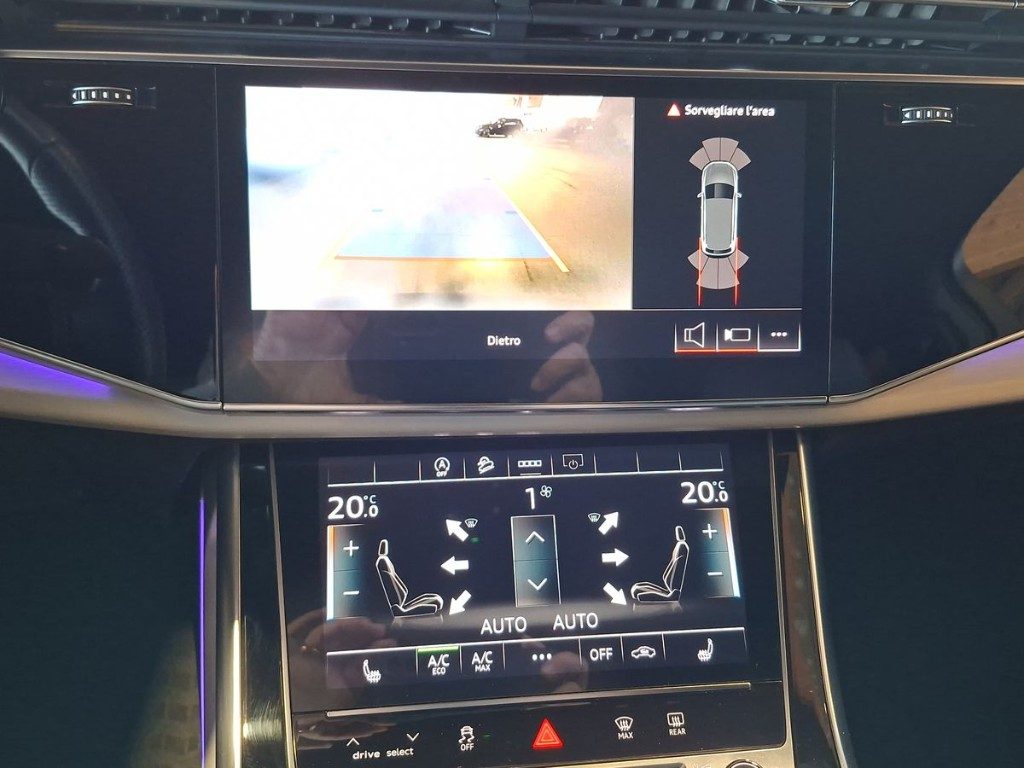 AUDI Q7 45 TDI quattro tiptronic S-Line 7 posti - 20