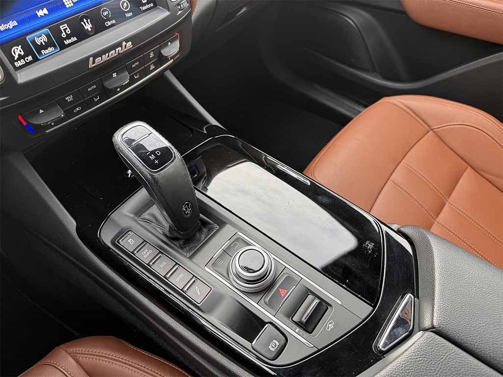 MASERATI Levante GRANSPORT TELECAMERA CERCHI 21 IVA ESPOSTA - 16