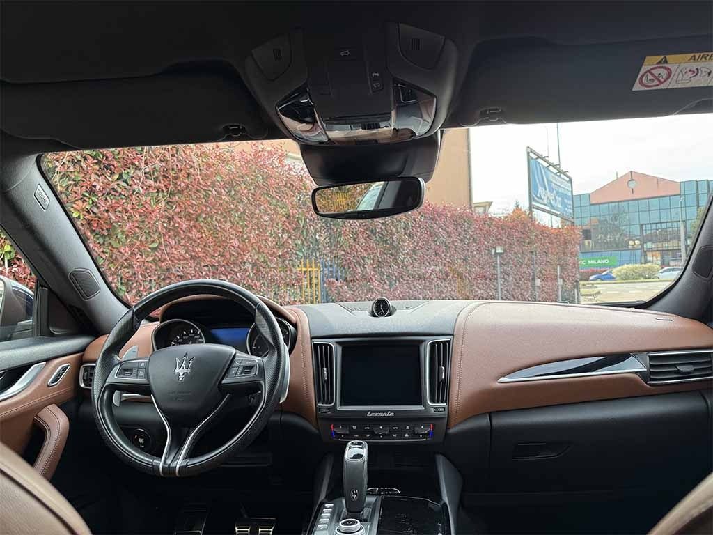 MASERATI Levante GRANSPORT TELECAMERA CERCHI 21 IVA ESPOSTA - 27