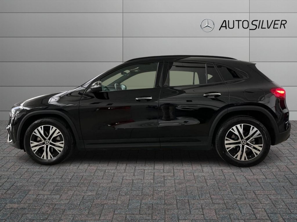 MERCEDES-BENZ GLA 200 d Automatic Progressive Advanced Plus - 6