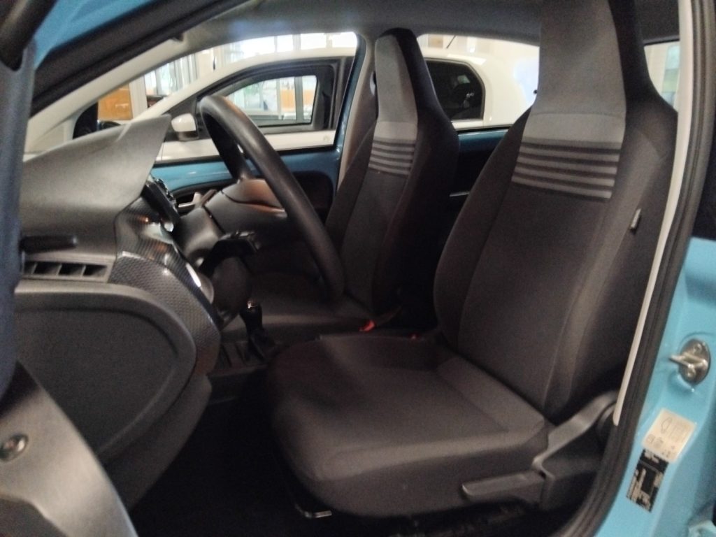 VOLKSWAGEN up! 1.0 5p. EVO move up! - 11