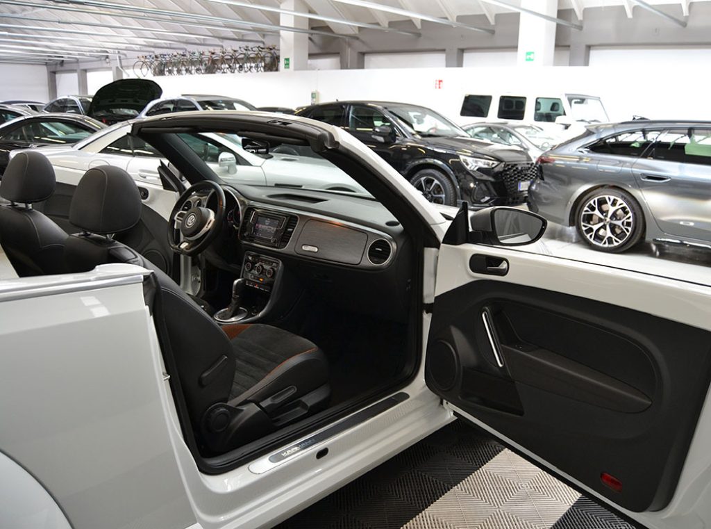 VOLKSWAGEN Maggiolino Cabrio 1.4 TSI DSG KARMANN BMT Navi-Xenon - 3