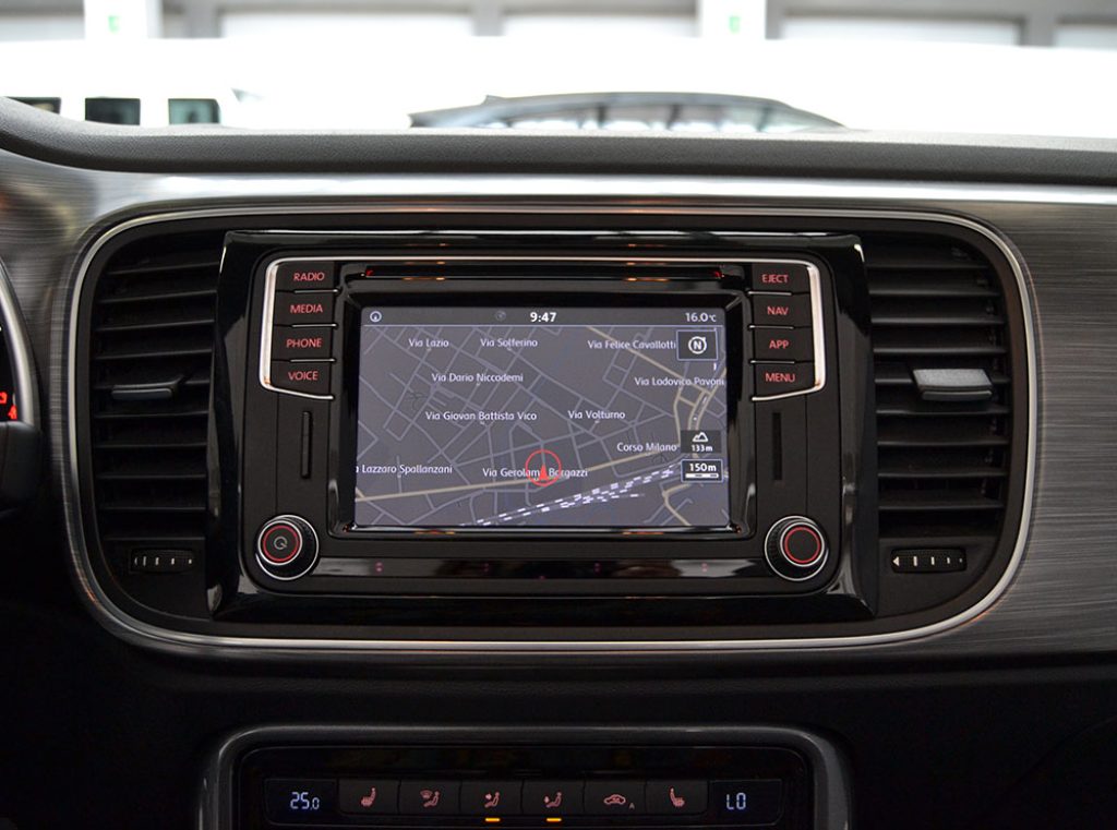 VOLKSWAGEN Maggiolino Cabrio 1.4 TSI DSG KARMANN BMT Navi-Xenon - 7