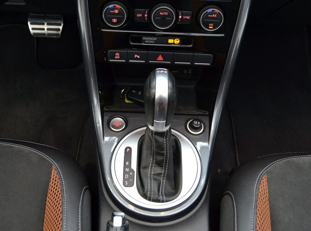 VOLKSWAGEN Maggiolino Cabrio 1.4 TSI DSG KARMANN BMT Navi-Xenon - 9