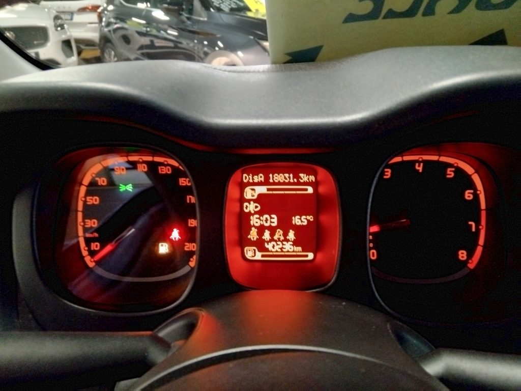 FIAT Panda Cross 1.0 Hybrid - 16