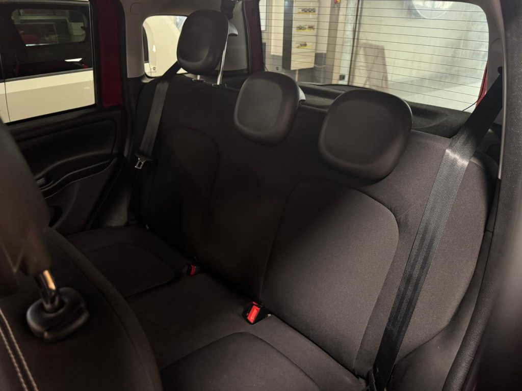 FIAT Panda Cross 1.0 Hybrid - 8