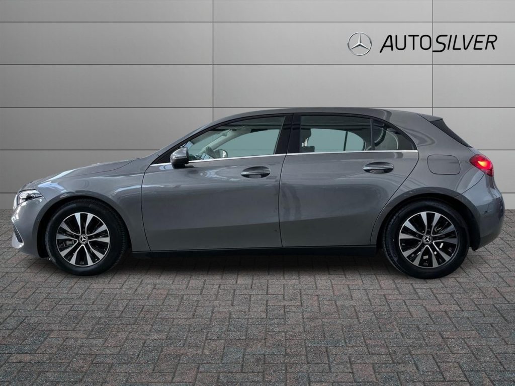 MERCEDES-BENZ A 180 d Automatic Advanced - 6