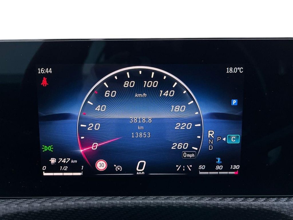 MERCEDES-BENZ A 180 d Automatic Advanced - 8