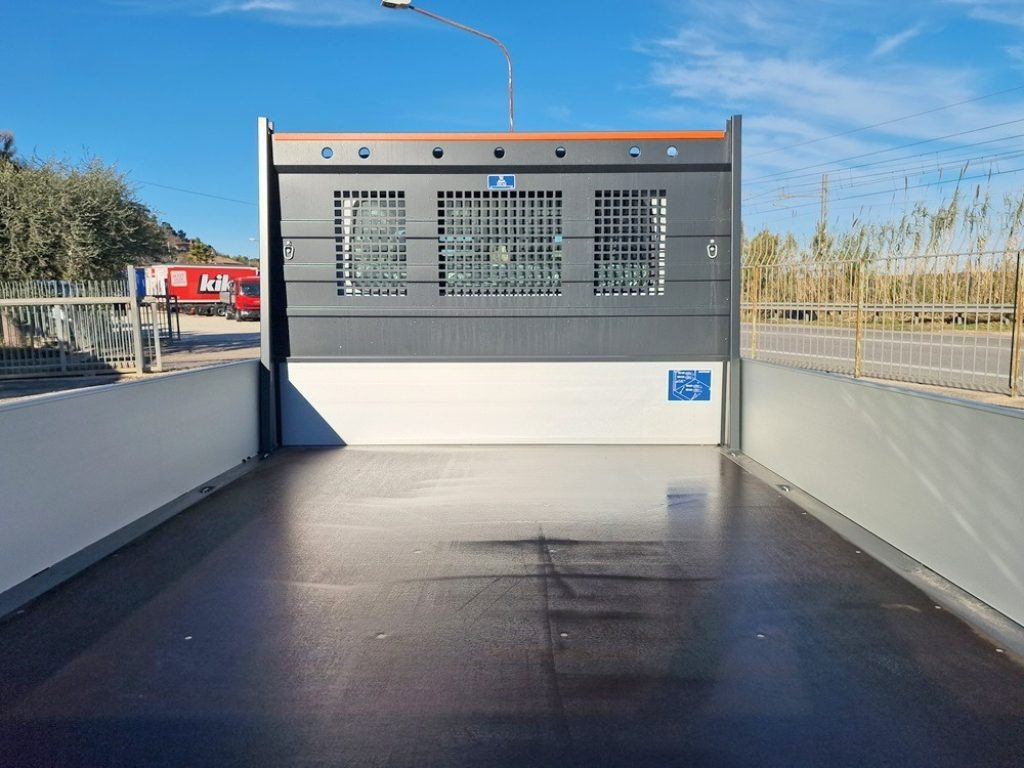 IVECO DAILY  35C16 EU6 NUOVO DOPPIA CAB CASSONE da 3,50 - 6