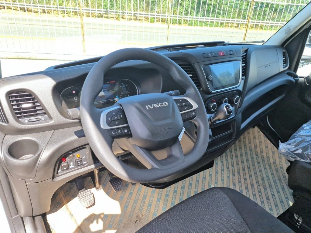 IVECO DAILY  35C16 EURO 6 NUOVO DOPPIA CAB + RIBALTABILE - 9