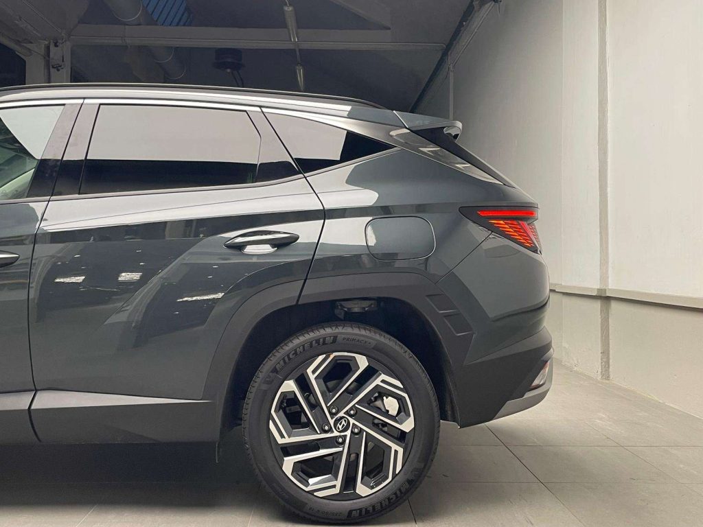 HYUNDAI Tucson 1.6 hev Exellence 2wd auto-KM ZERO 12/25 PROMO 48