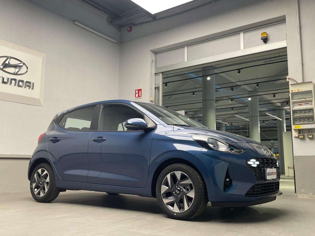 HYUNDAI i10 i10 1.0 mpi Connectline 63cv KM ZERO PREZZO VERO