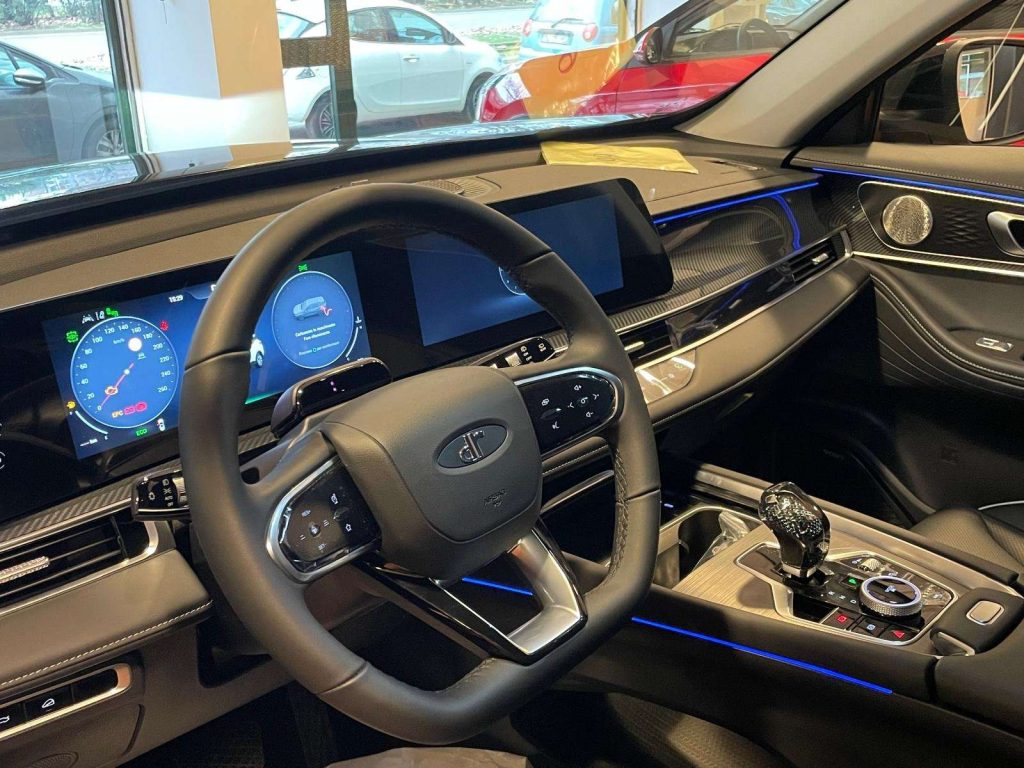 OTHERS-ANDERE OTHERS-ANDERE DR Automobiles DR6 DR 6 1.6 t-gdi Gpl Collection 1