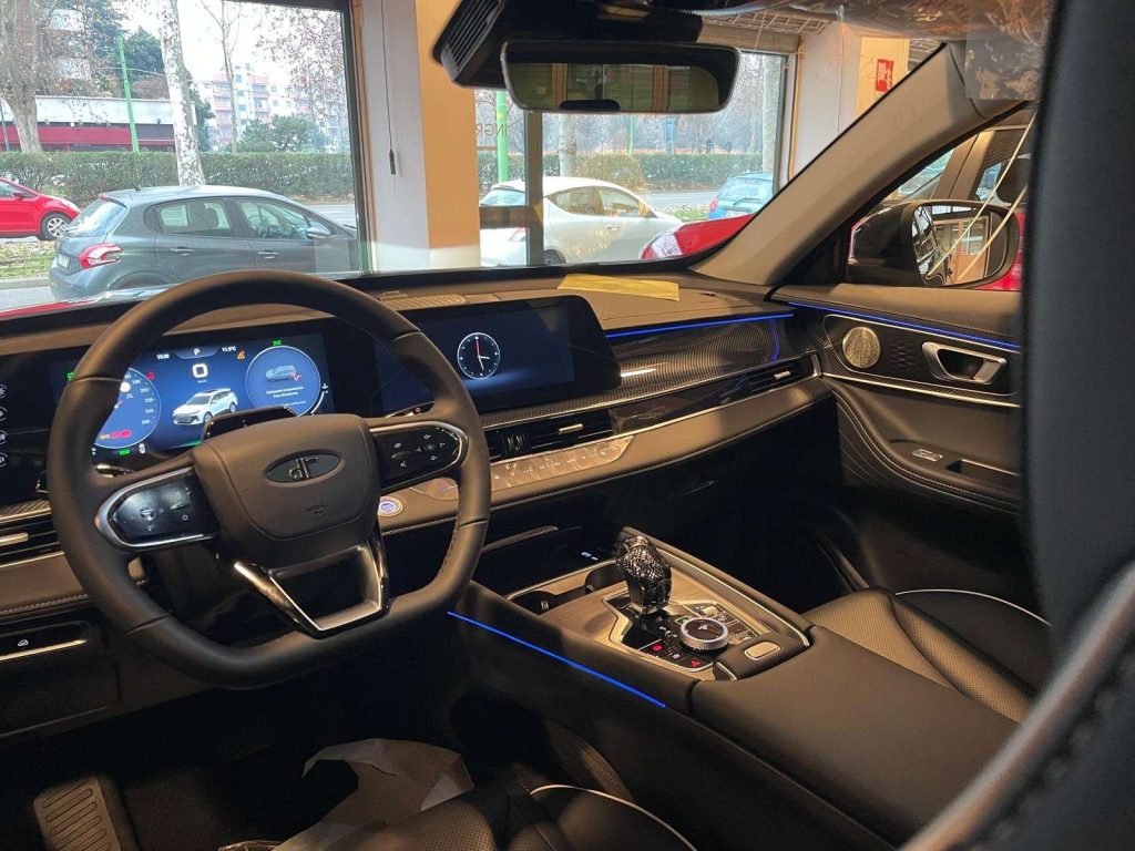 OTHERS-ANDERE OTHERS-ANDERE DR Automobiles DR6 DR 6 1.6 t-gdi Gpl Collection 1