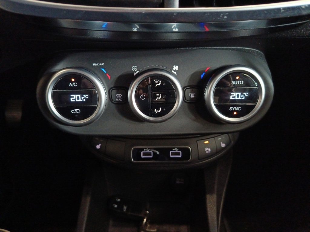 FIAT 500X 500X 1.0 T3 Lounge 120cv my20 - 14