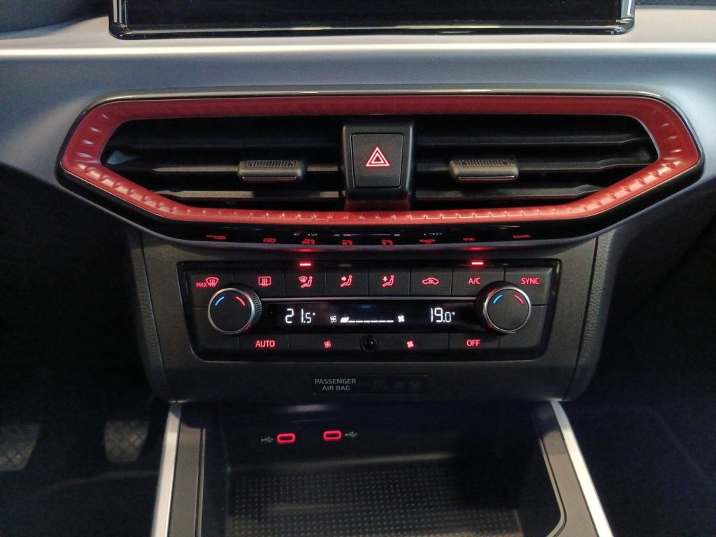 SEAT Arona Arona 1.0 ecotsi FR 95cv - 14