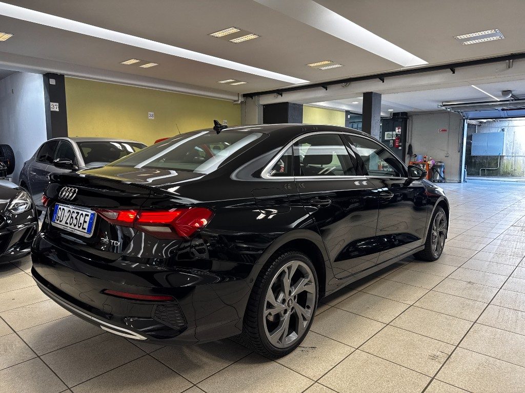 AUDI A3 Sedan 35 TDI Stronic Business Advanced - 7