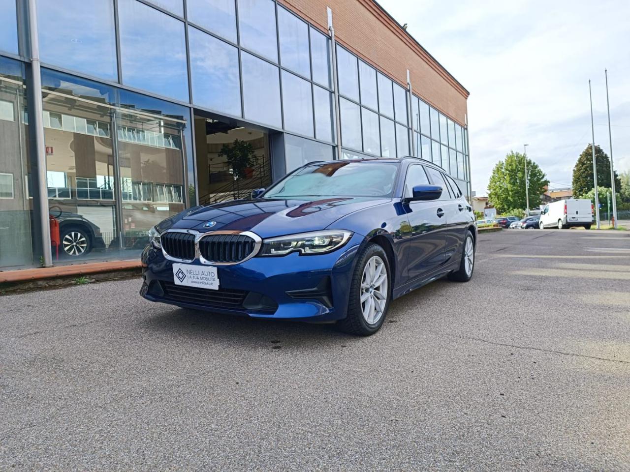 BMW 320 d 48V Touring Business Advantage - 26