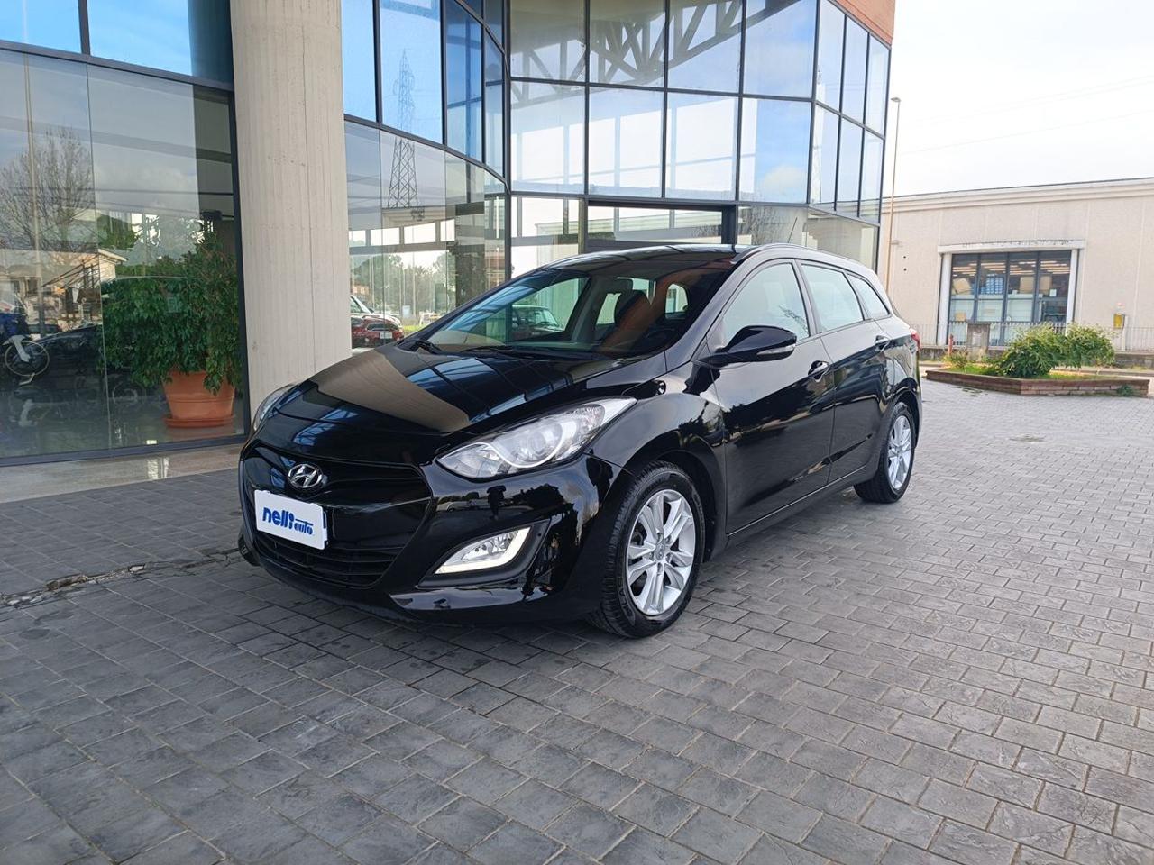 HYUNDAI i30 Wagon 1.6 CRDi Comfort - 2