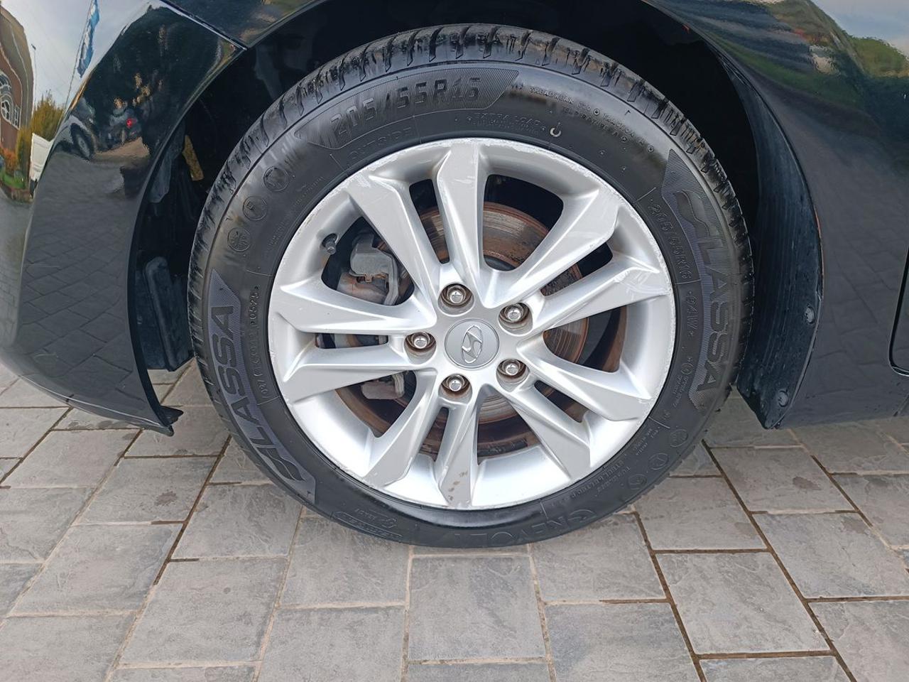 HYUNDAI i30 Wagon 1.6 CRDi Comfort - 5