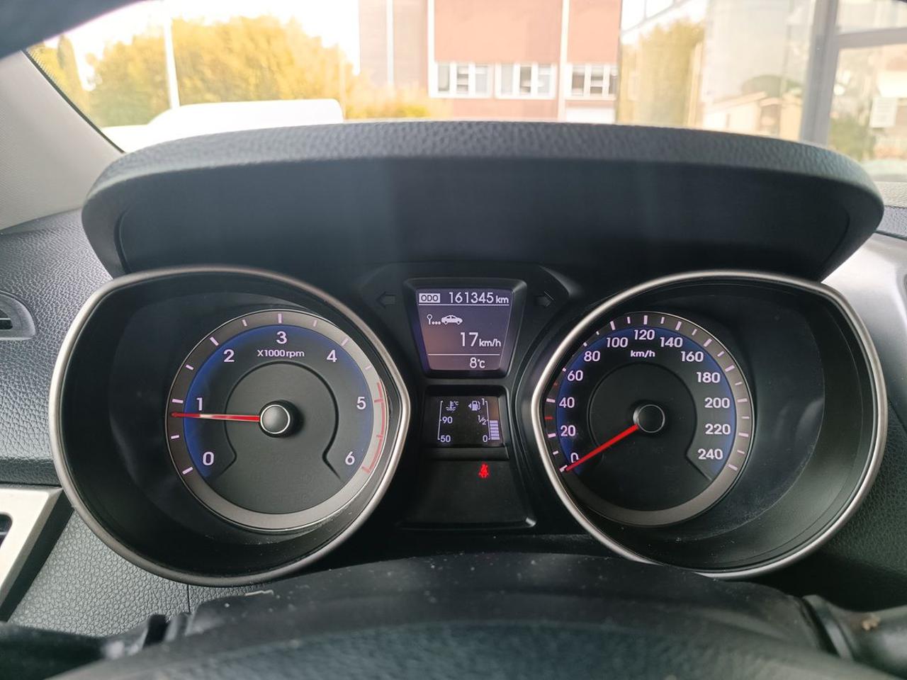 HYUNDAI i30 Wagon 1.6 CRDi Comfort - 27