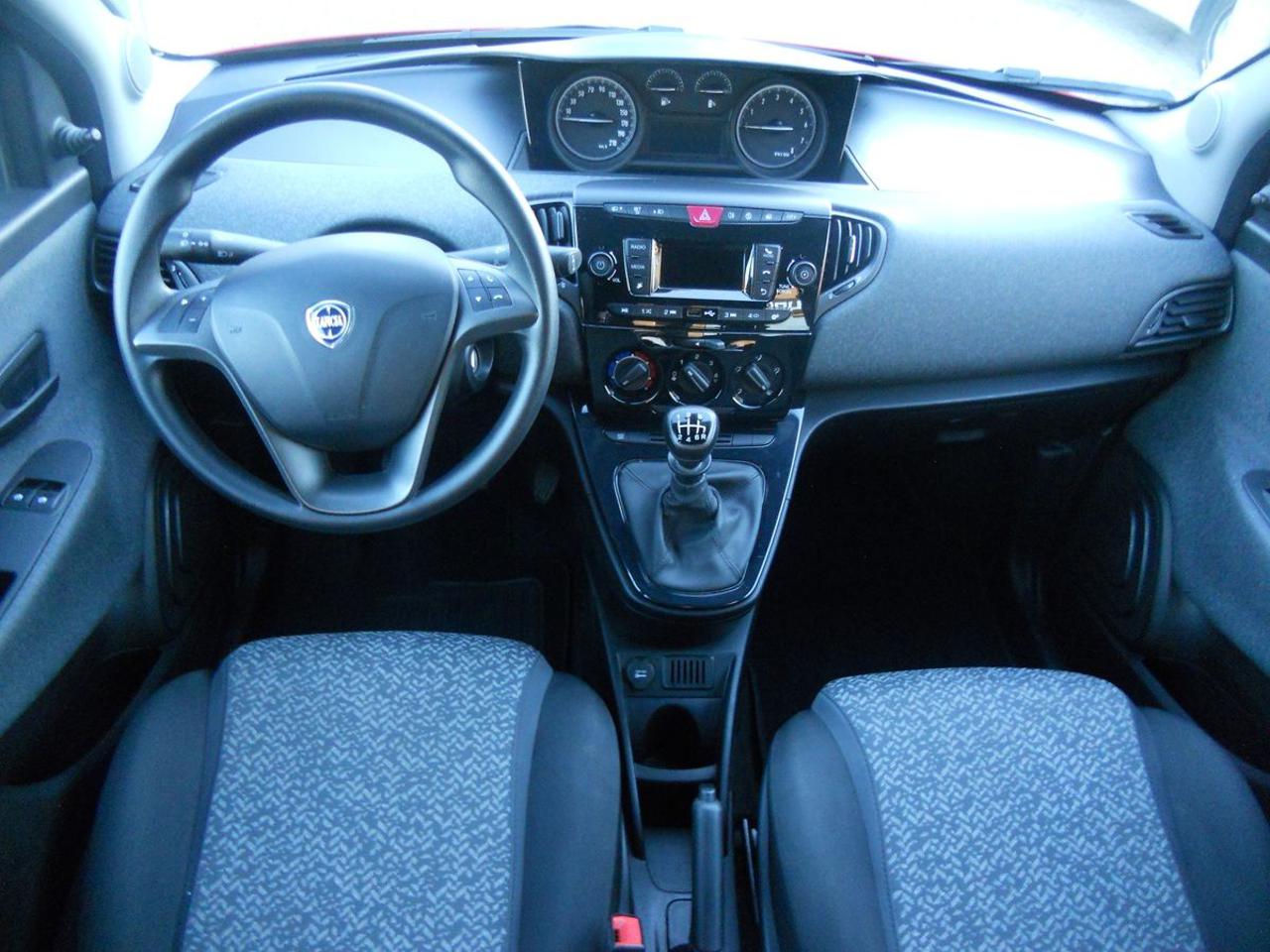 LANCIA Ypsilon 1.0 FireFly 5 porte S&S Hybrid Silver - 11