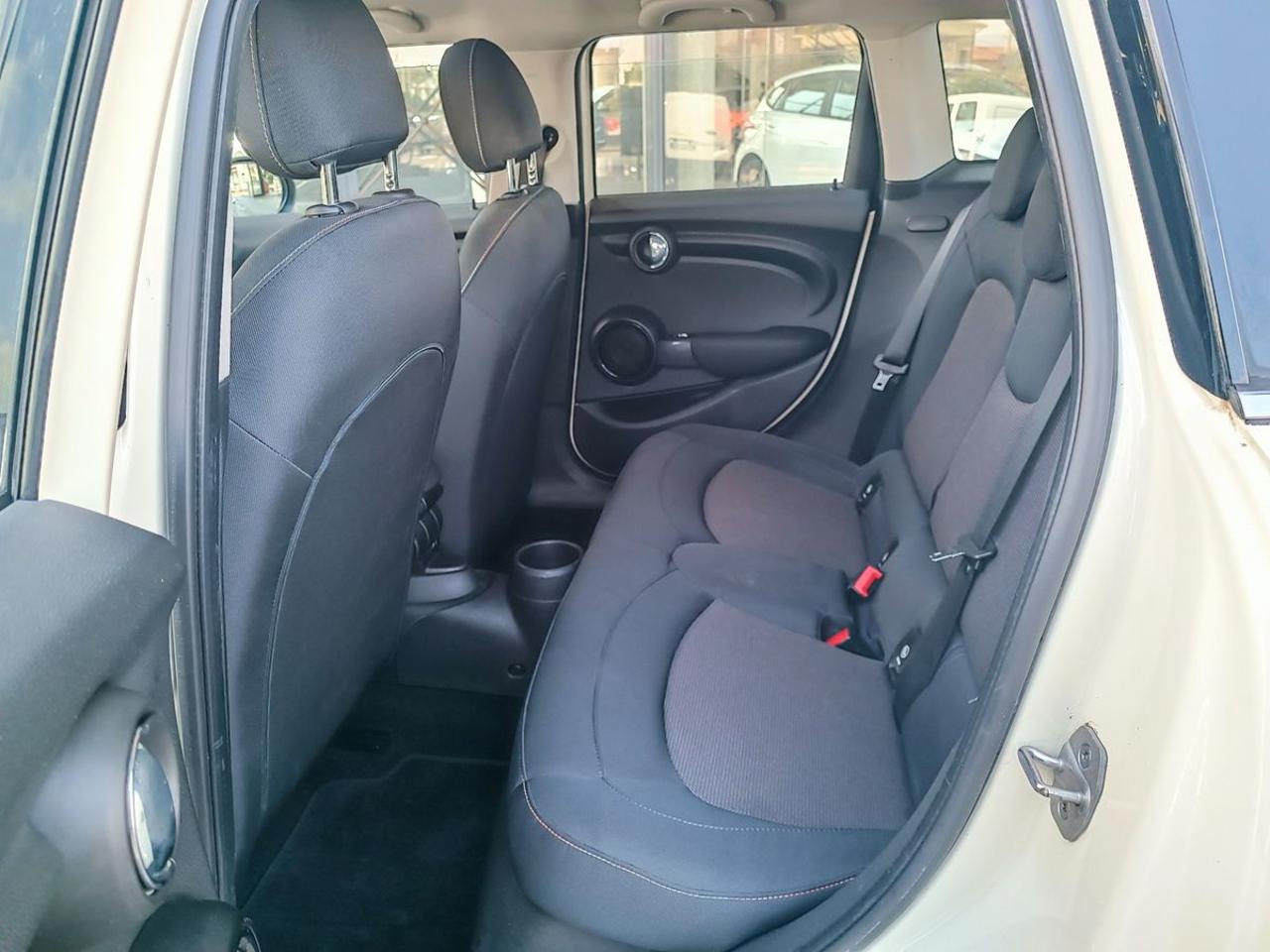 MINI One 1.5 One 75 CV 5 porte - 9