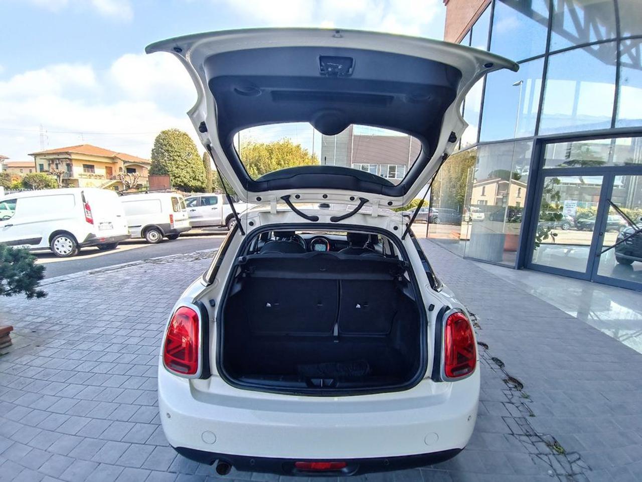 MINI One 1.5 One 75 CV 5 porte - 11