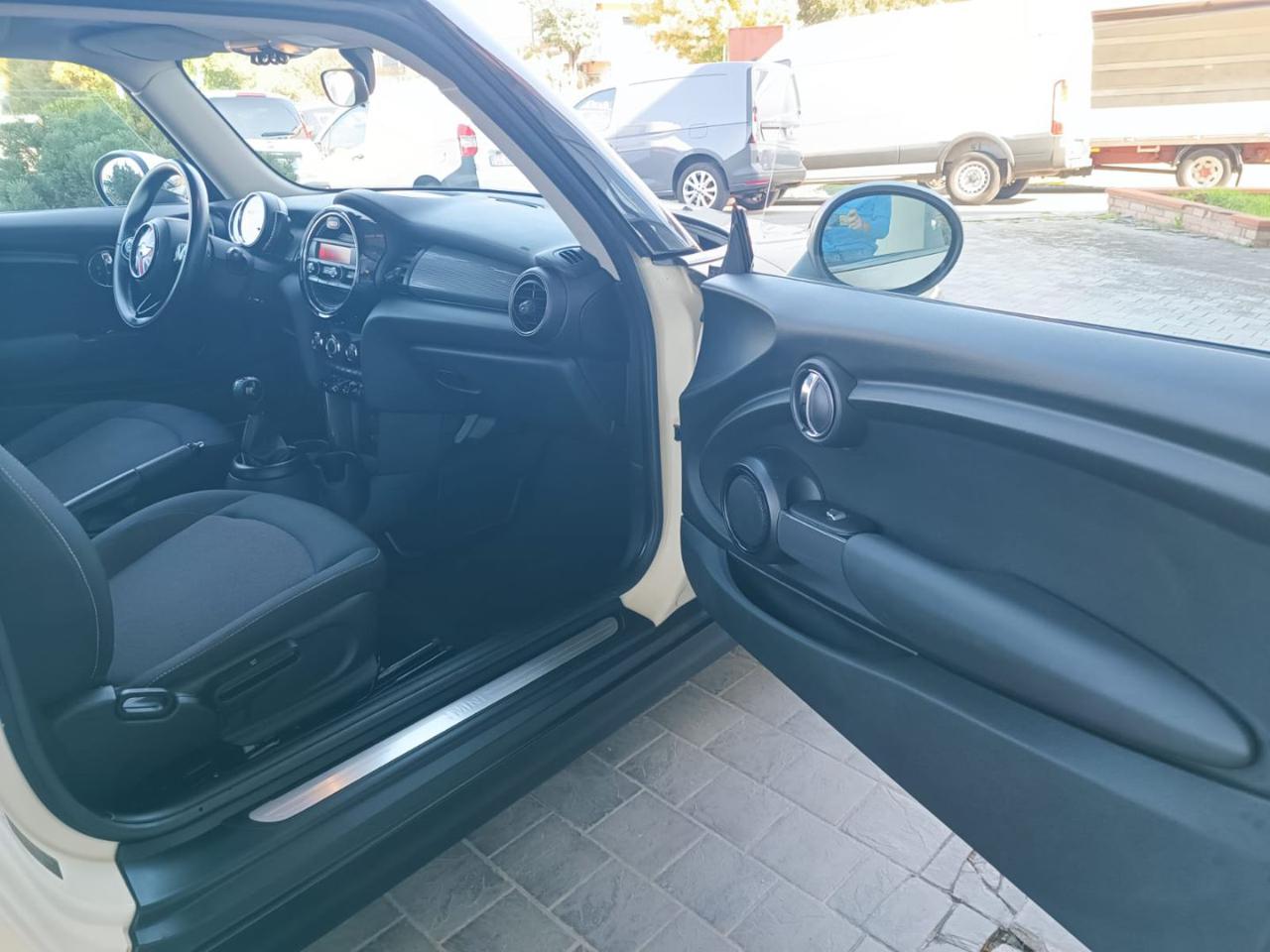 MINI One 1.5 One D - 16