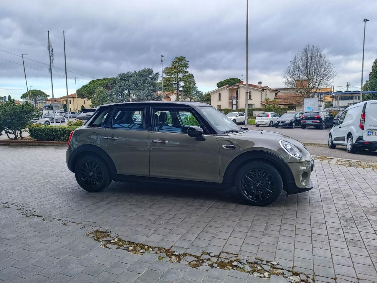 MINI One 1.5 One Hype 5 porte - 28