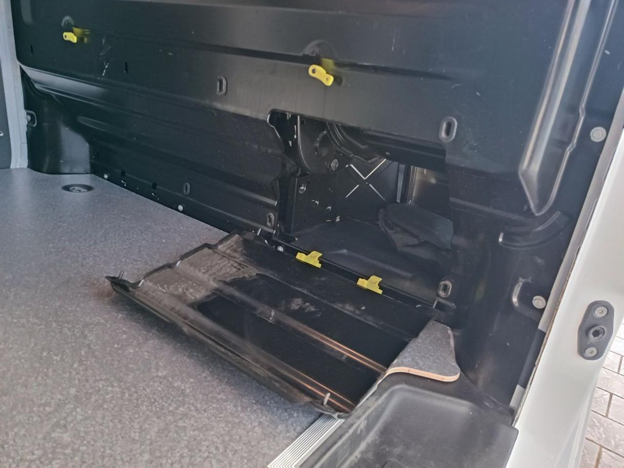 PEUGEOT Expert BlueHDi 120 S&S PL-TN Furgone Premium Standard - 15