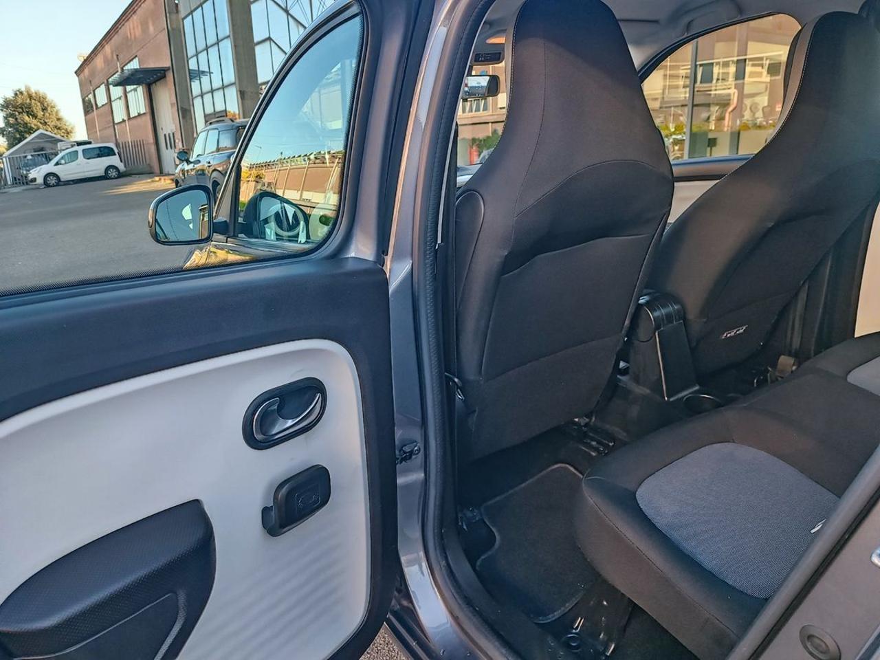 RENAULT Twingo SCe 65 CV Duel2 - 6