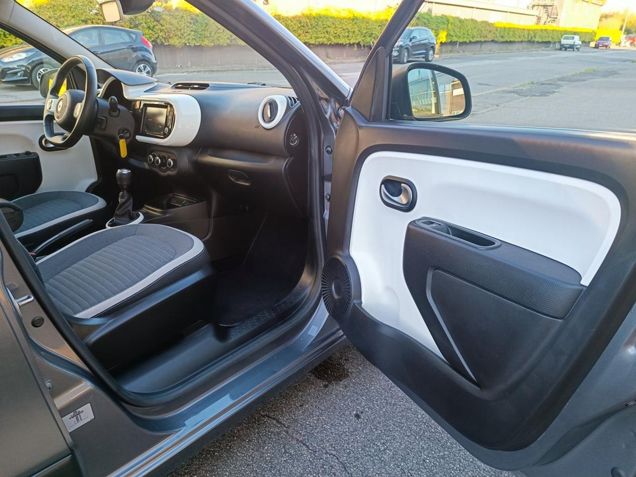 RENAULT Twingo SCe 65 CV Duel2 - 13