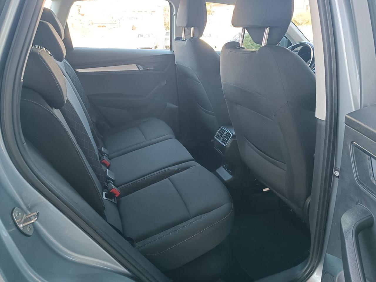 SKODA Karoq 1.6 TDI SCR DSG Ambition - 13