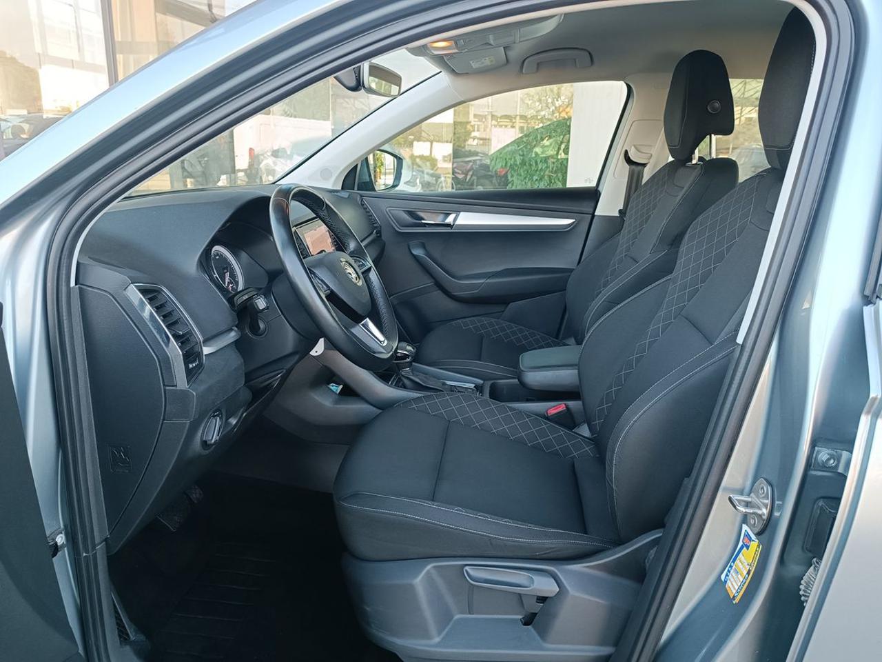 SKODA Karoq 1.6 TDI SCR DSG Ambition - 4