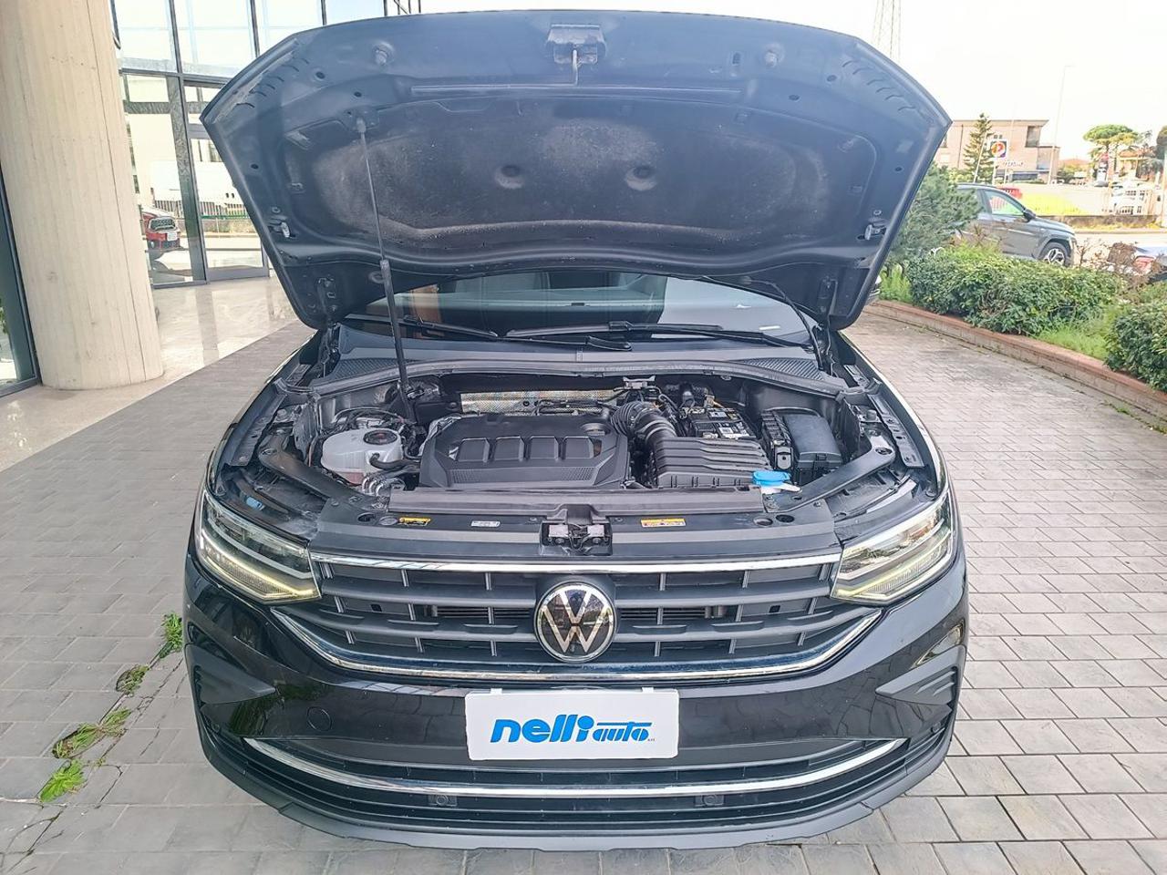 VOLKSWAGEN Tiguan 2.0 TDI 150 CV SCR DSG Life - 17