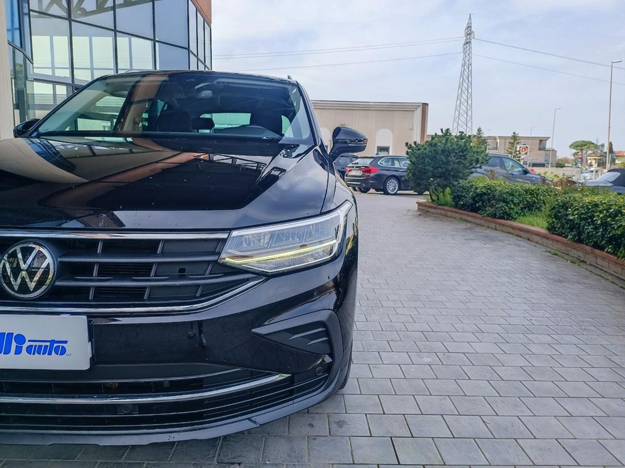 VOLKSWAGEN Tiguan 2.0 TDI 150 CV SCR DSG Life - 18